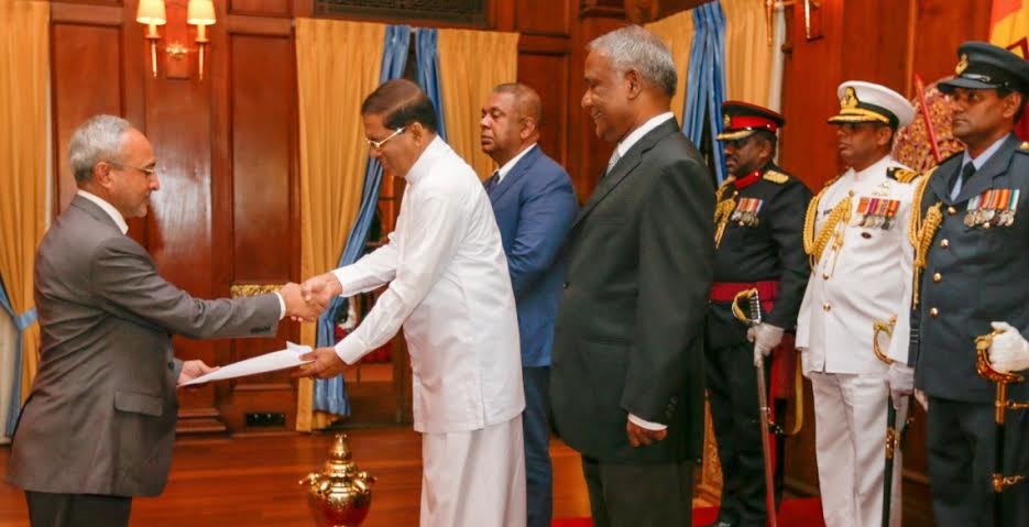Sri Lankan President Thanks Pakistan for Support to End Terrorism