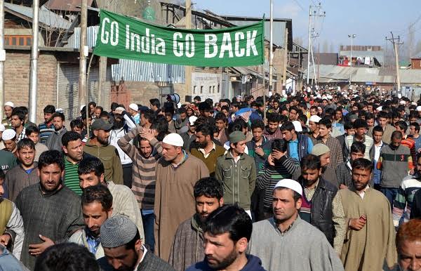 KASHMIRIS ON BOTH SIDES OF LOC OBSERVING ACCESSION TO PAKISTAN DAY TODAY