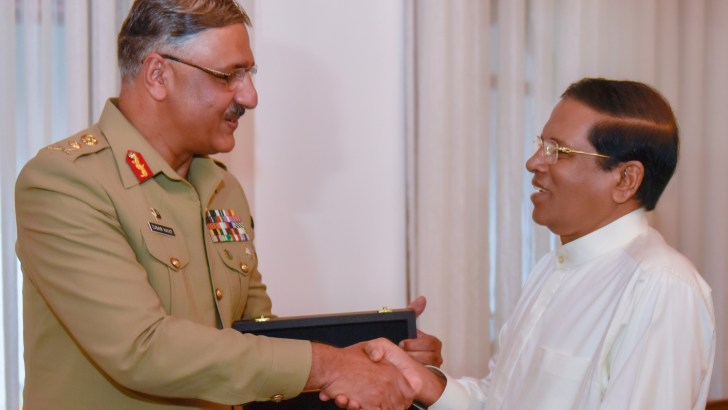 Pakistan Joint Chief of Defense Staff, General Zubair Mahamood Hayat meets with the President