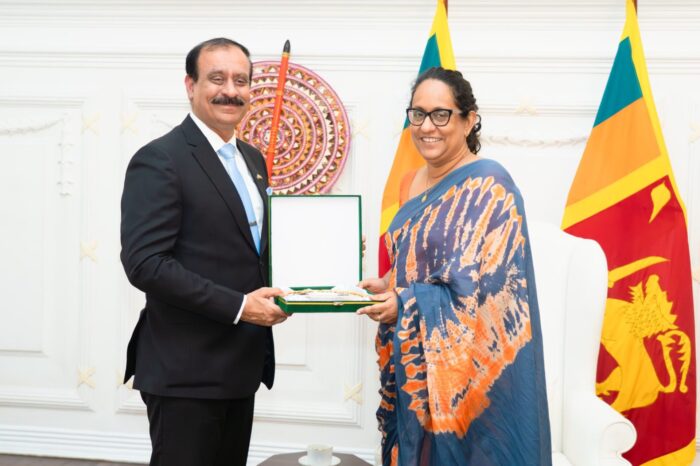 High Commissioner meets Hon. Prime Minister of Sri Lanka