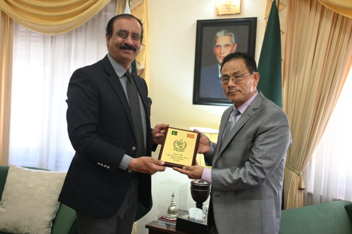 Director General of SACEP courtesy call on HC