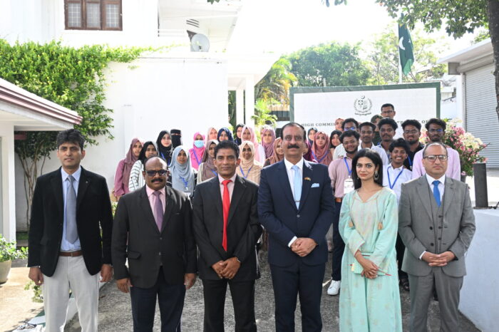 Delegation of South Eastern University of Sri Lanka called on HC